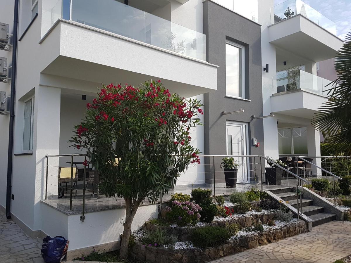 Villa Jeka, Malinska, Krk Exterior foto